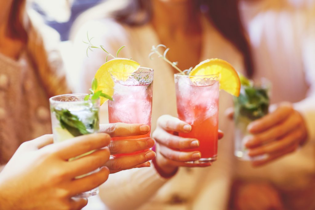 Drinking less alcohol could help weight loss goals this new year